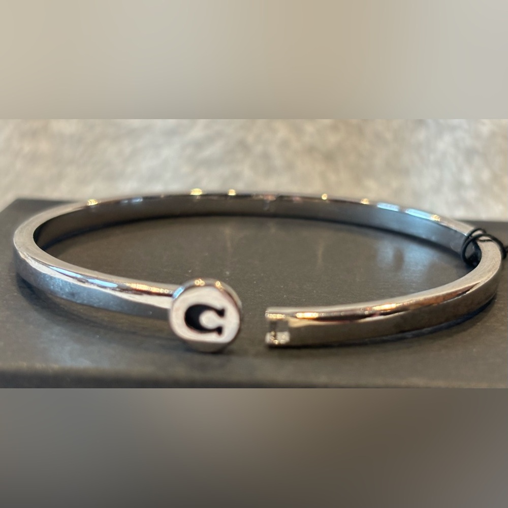NWT Coach Silver Bangle with Logo Charm - Picture 6 of 8
